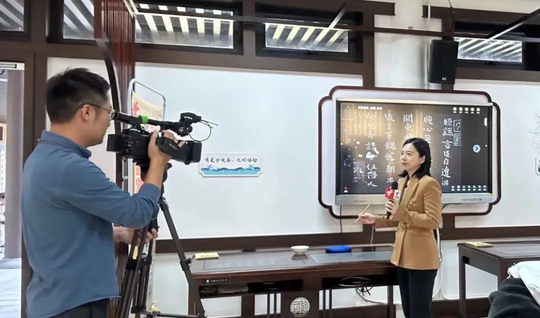 大湾区卫视报道艺池云案——黑科技学书法